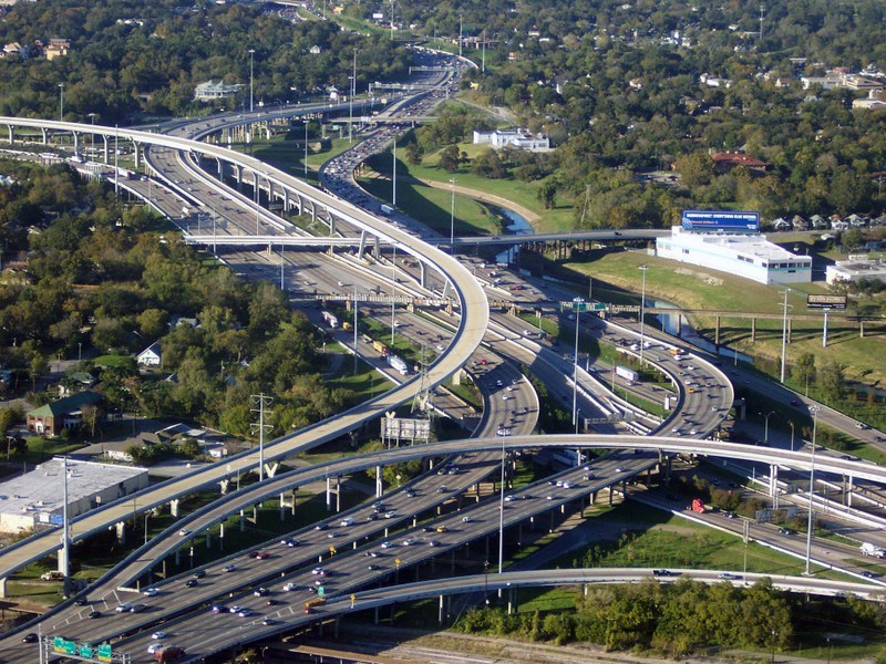 Massive remodel of Houston freeway system sends I-45 winding